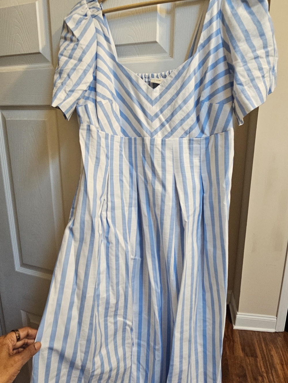 a new day Blue and White Striped Linnen Midi Dresd